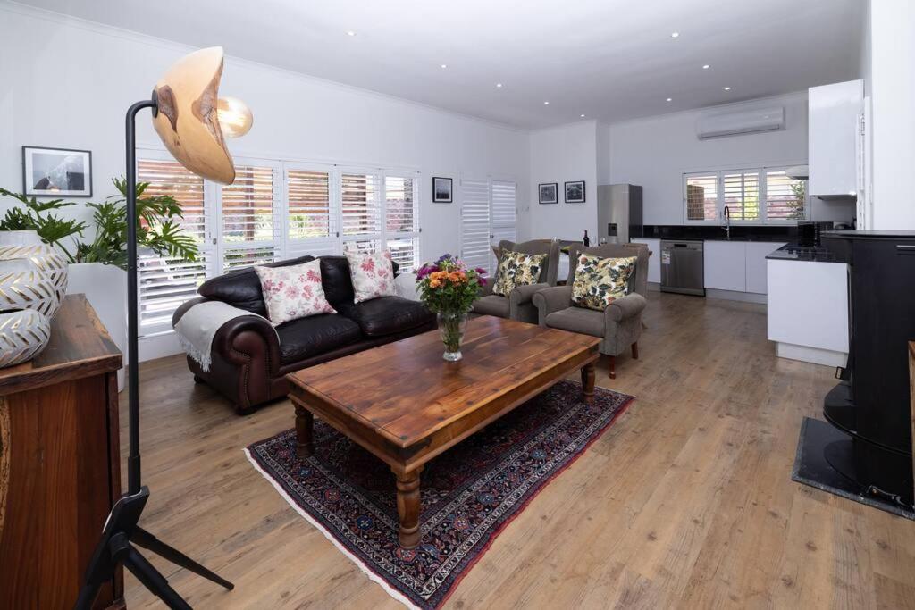 Garten Wohnung Mit Pool, 2 Schlafzimmer Kapstaden Exteriör bild